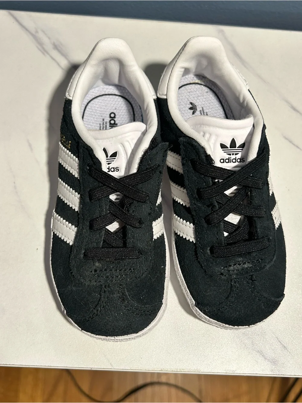 adidas no box